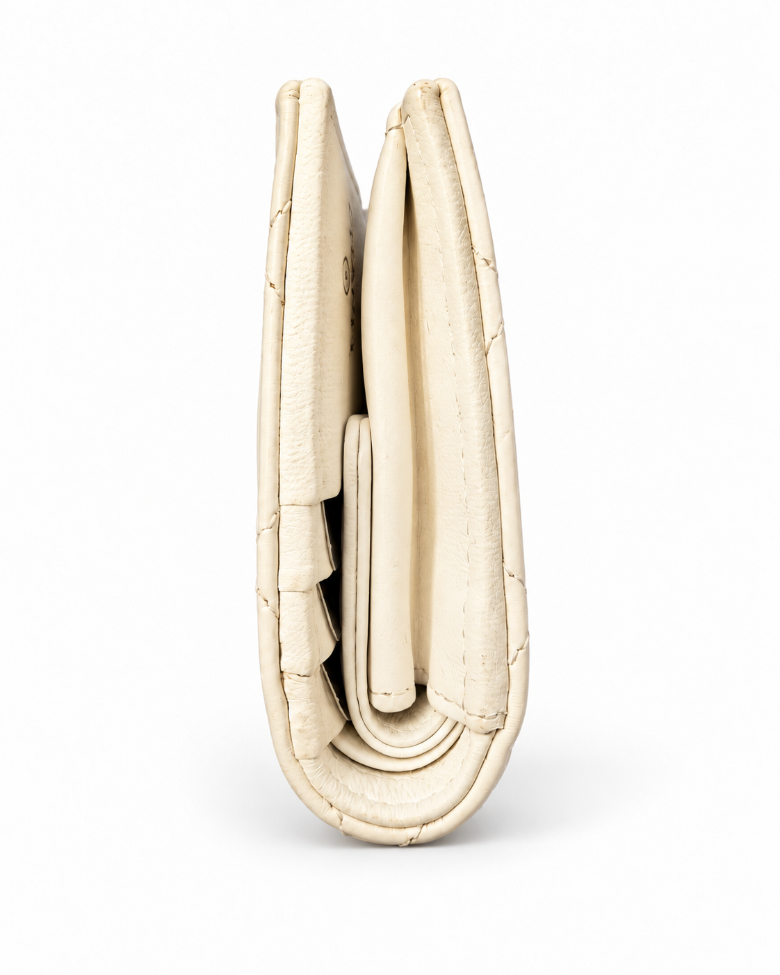 Chanel White Quilted Leather Compact Wallet with Silver-Tone CC Hardware
