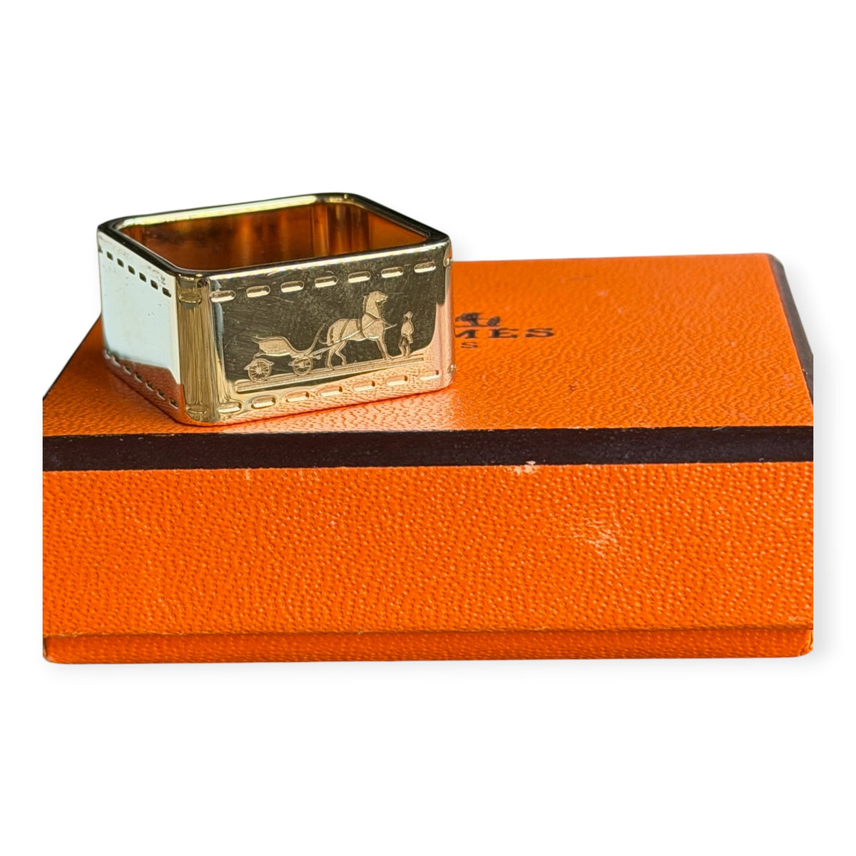 Hermès Bolduc Horse & Carriage Scarf Ring – Gold-Tone