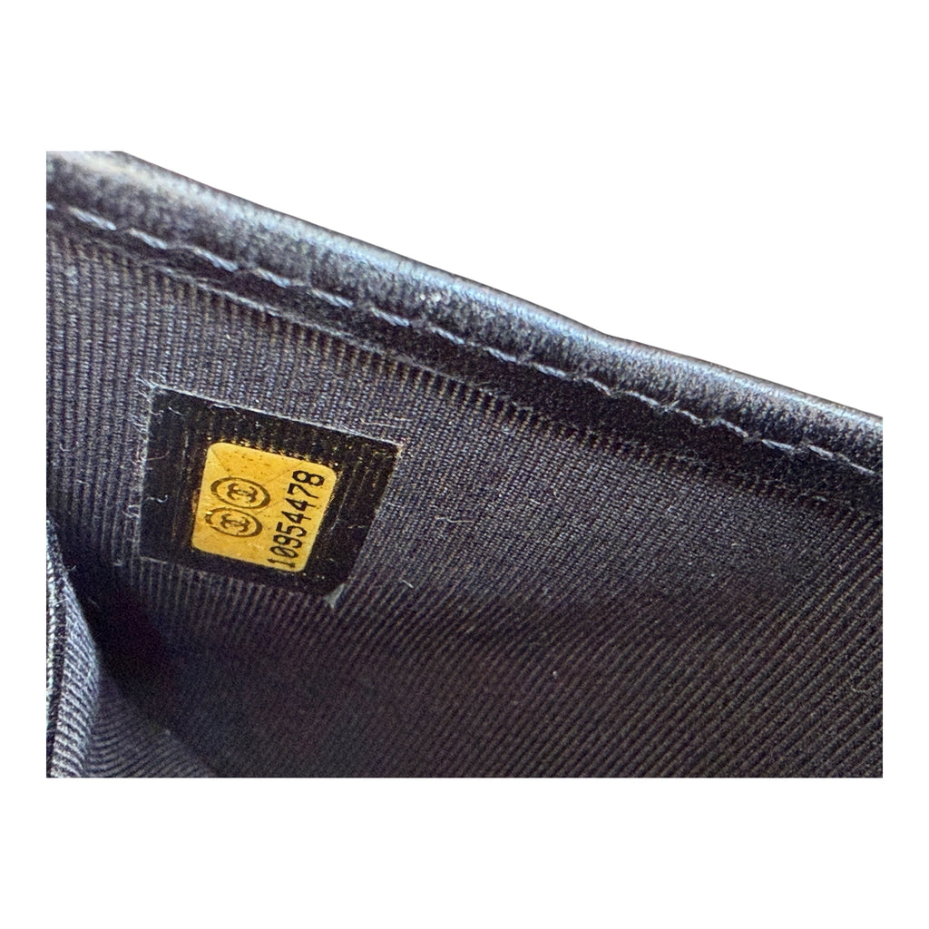 Vintage Classic Quilted Lambskin Compact Wallet
