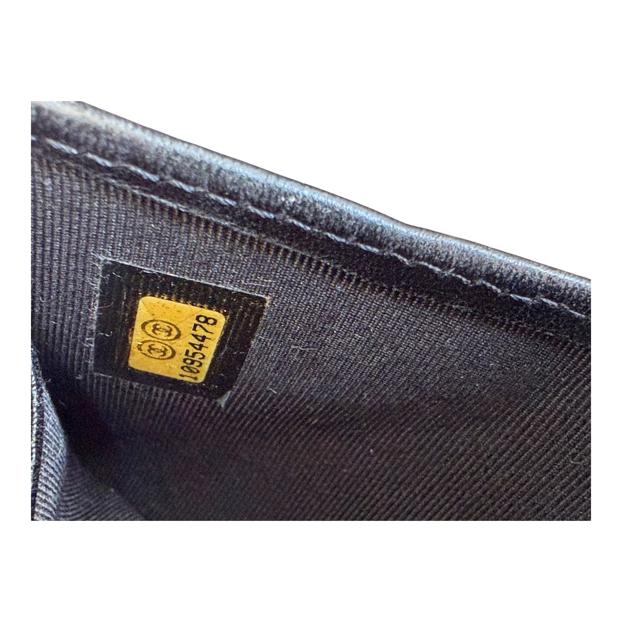 Vintage Classic Quilted Lambskin Compact Wallet