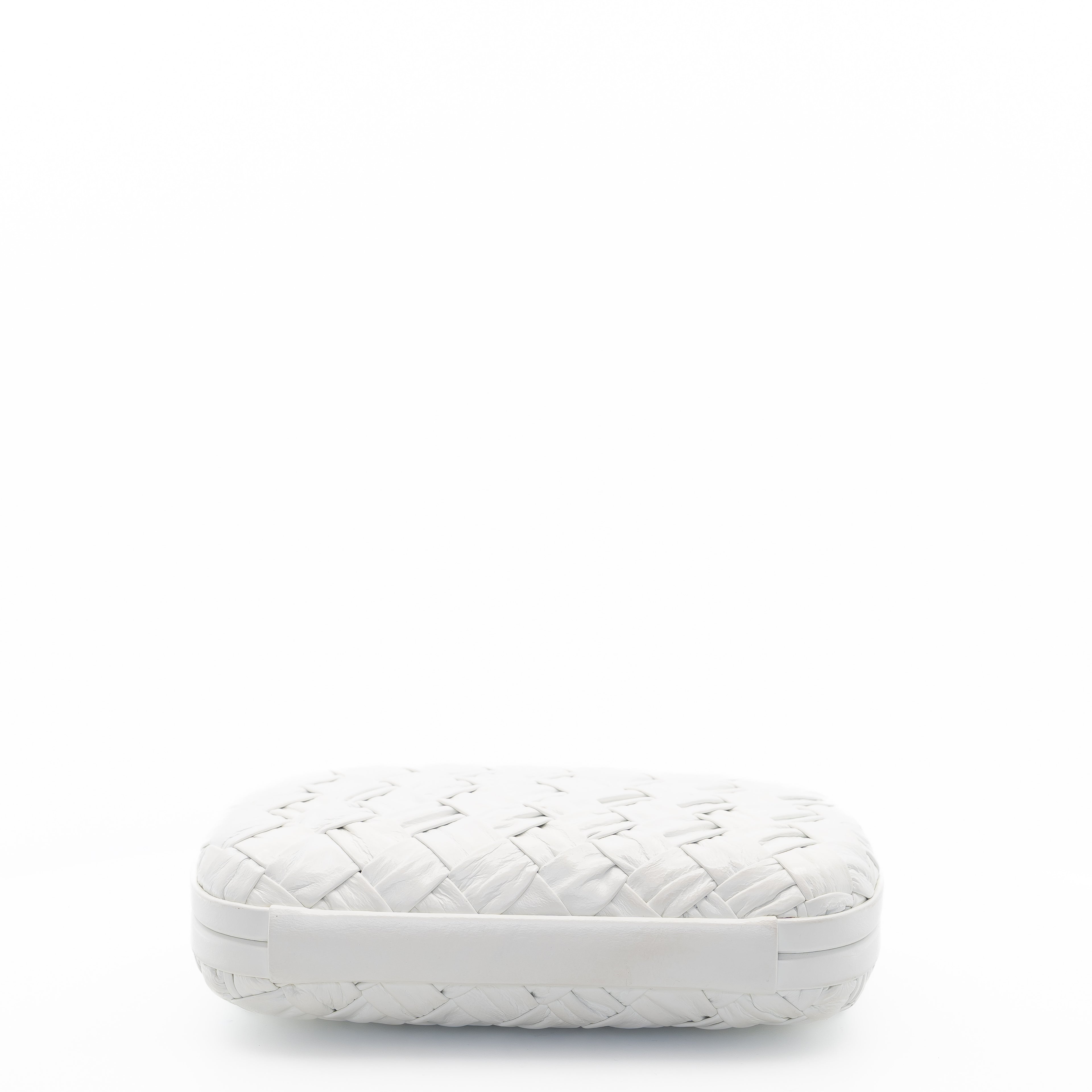 Minaudière White Knot Clutch With Gold Hardware