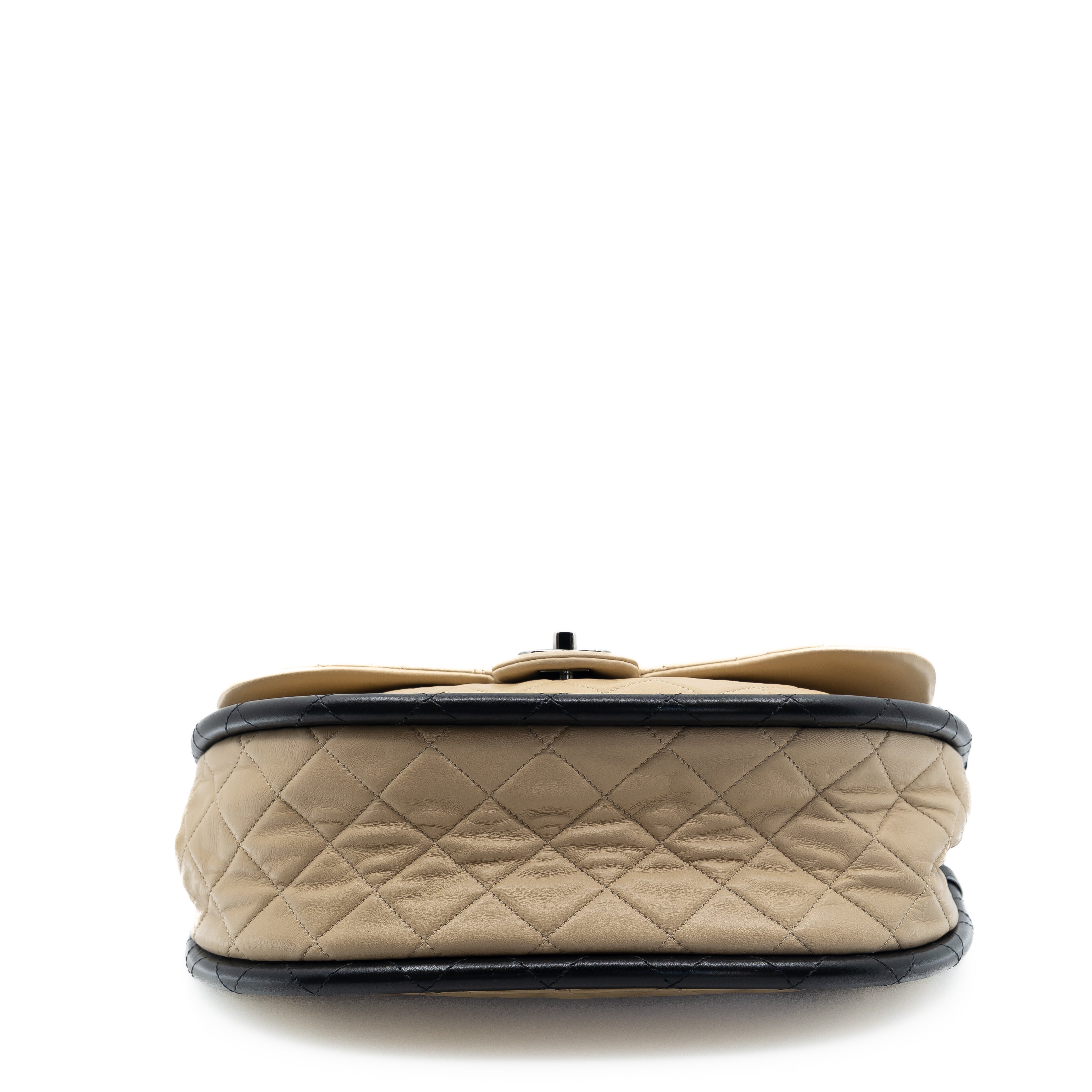 Hula Hoop Shoulder Bag Nude & Black Lambskin