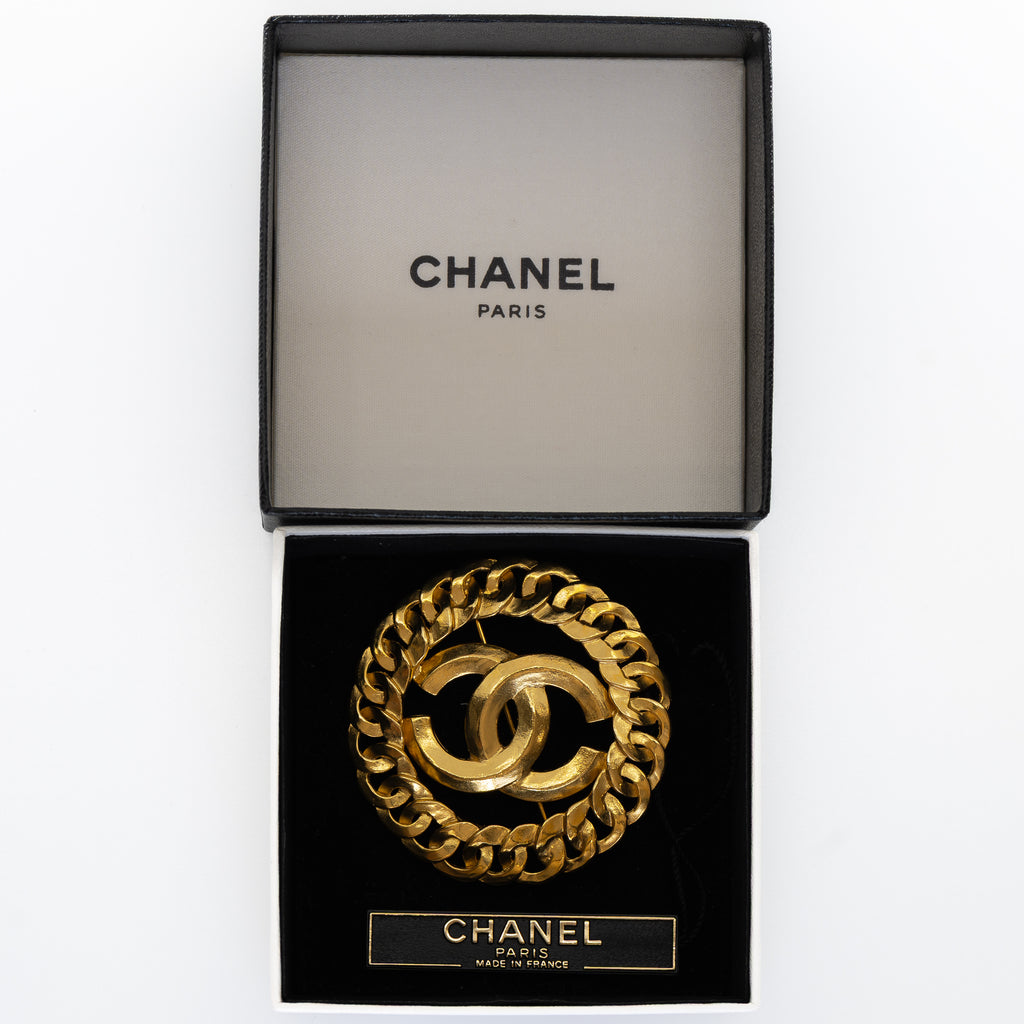 Vintage CC Round Chain Brooch 1996
